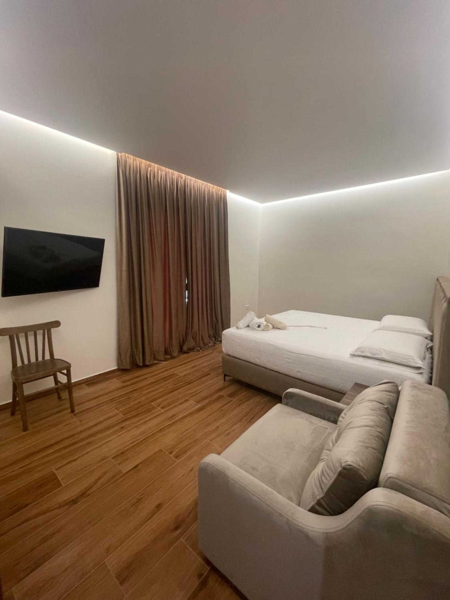 Adriatik Hotel فلورا المظهر الخارجي الصورة